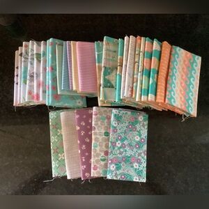 29 fat quarters in colorful schemes